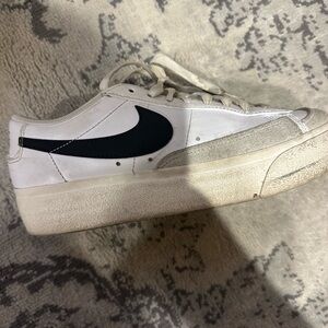 Nike Blazer Low ‘77